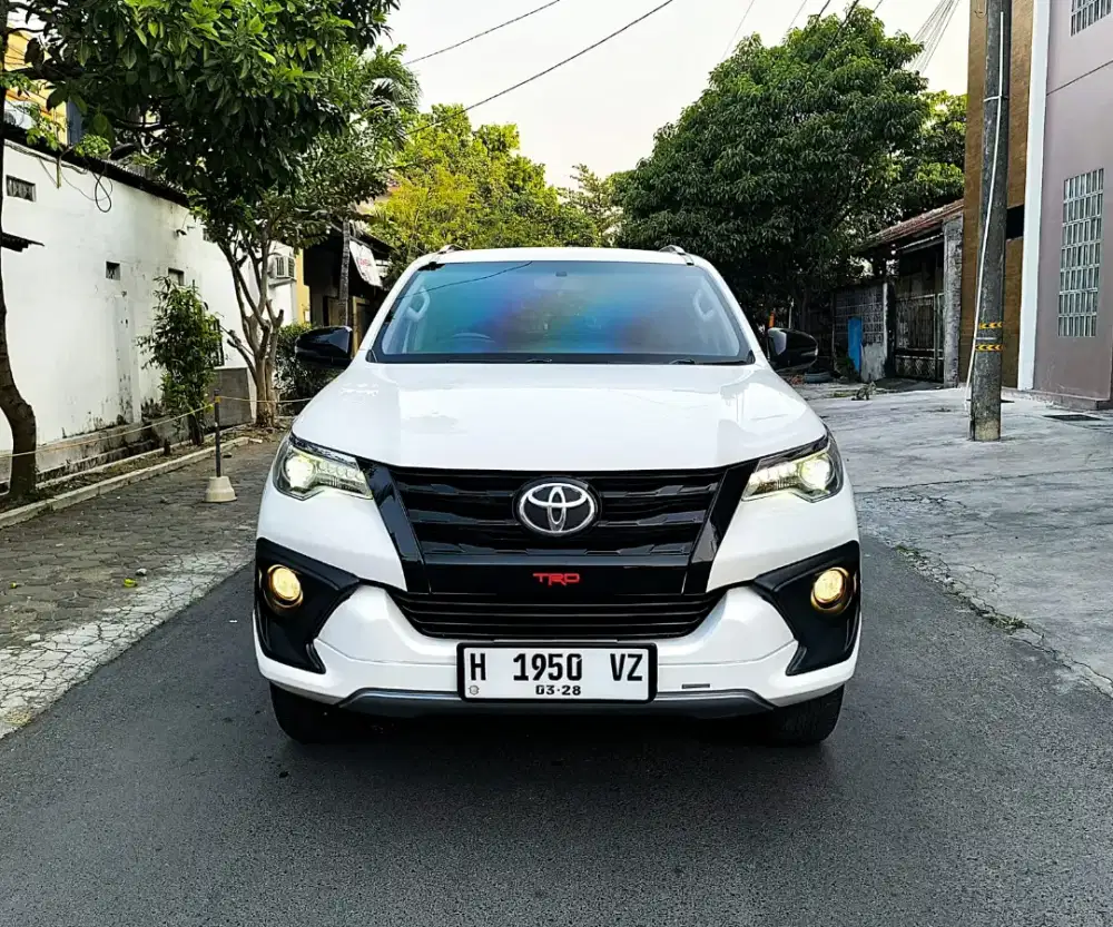 Fortuner 2.4 TRD A/T 2018 Tgn 1,Orisinil Cat