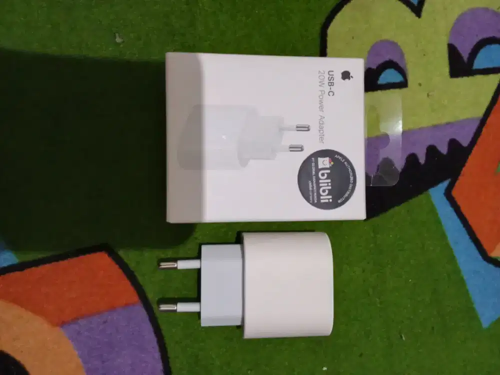 Apple 20W USB-C Power Adapter
