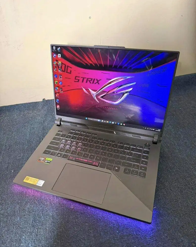 Asus ROG G16 Rtx 5050
