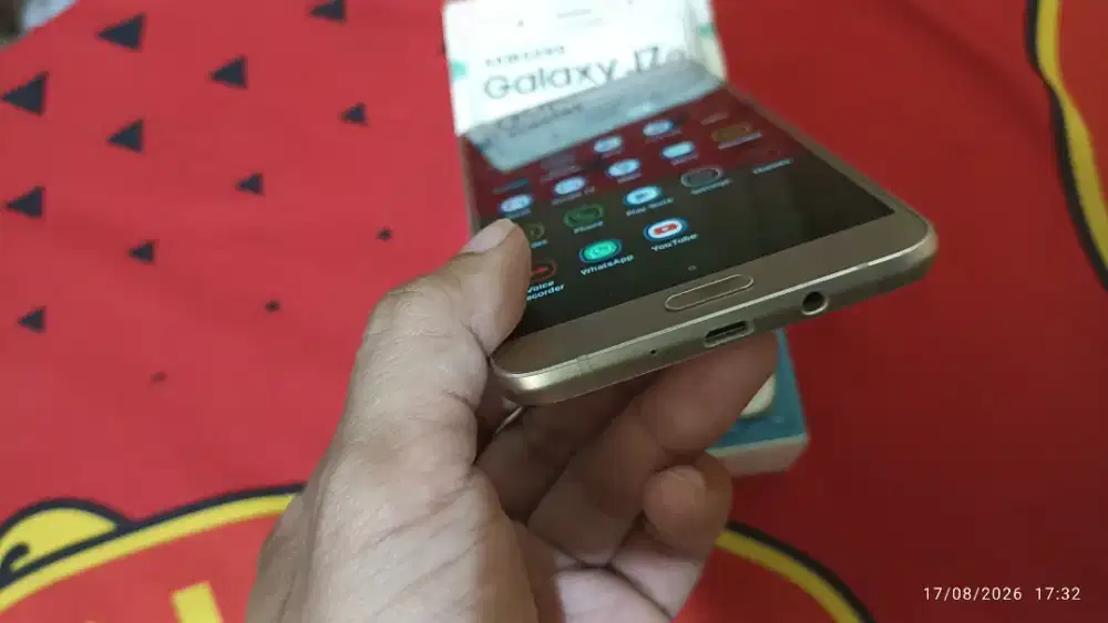 SAMSUNG J7 RAM 2/16