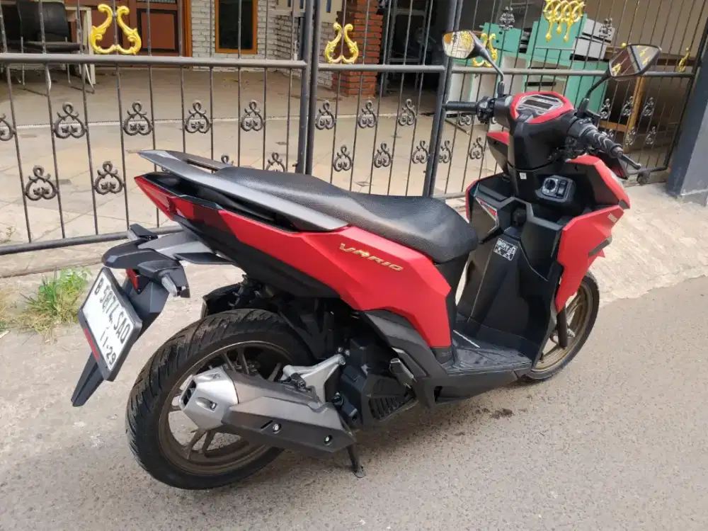Jual MTR Vario kecles   2024 pajak hdp plat DKI