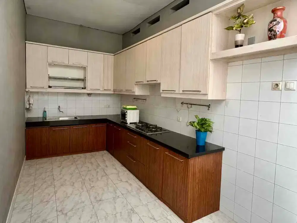 Rumah Hook Unik & Berkarakter di Kencana Loka BSD | Featured Majalah iDEA | Rp4,6 M