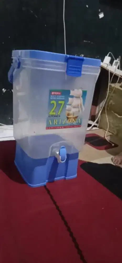 Dispenser Aer merk lionstar 27liter.untuk jualan es teh solo dll.