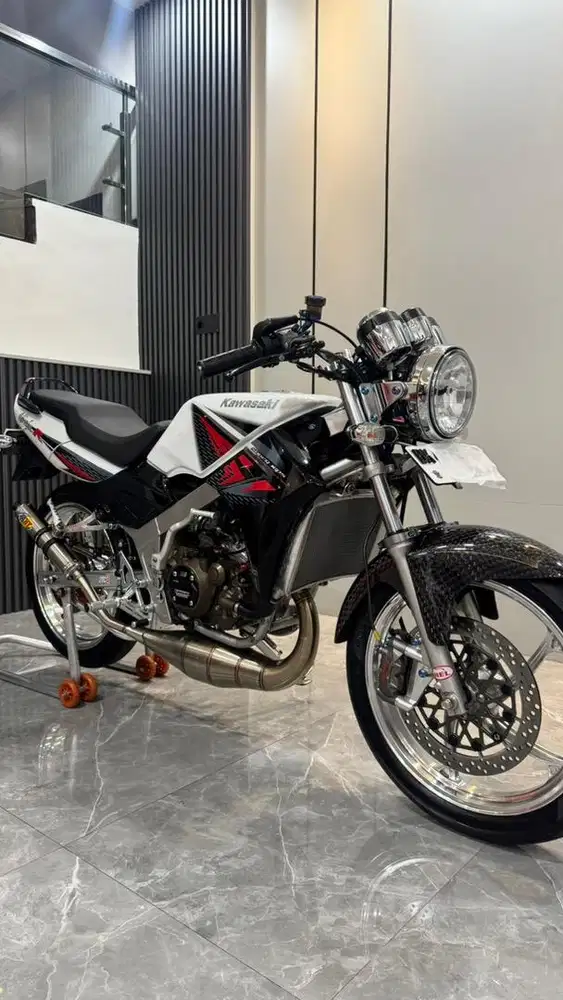 Kawasaki Ninja R 2013