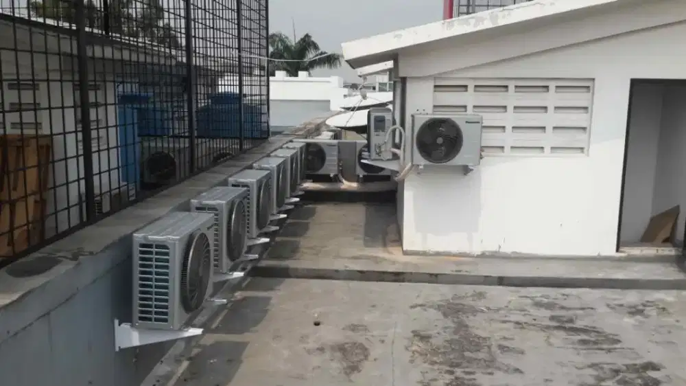 Service Ac,Kulkas,Pompa Air,Mesin Cuci dan Bongkar Pasang AC.