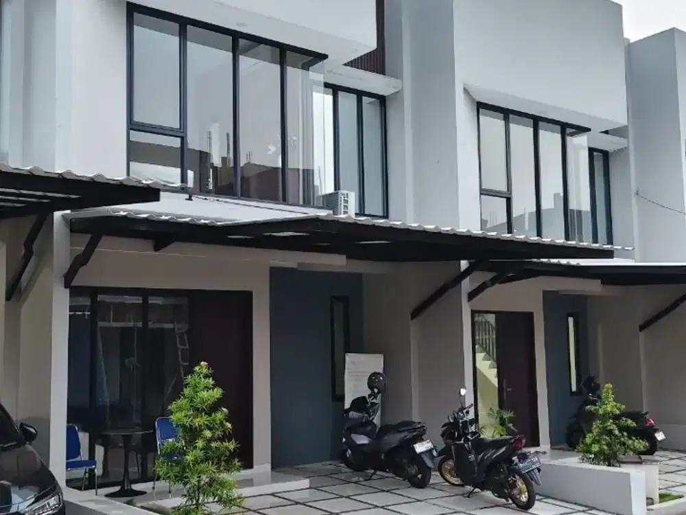 Dijual Rumah Ready 2 Lantai, Baru Murah, Dekat Stasiun LRT Ciracas Jakarta Timur