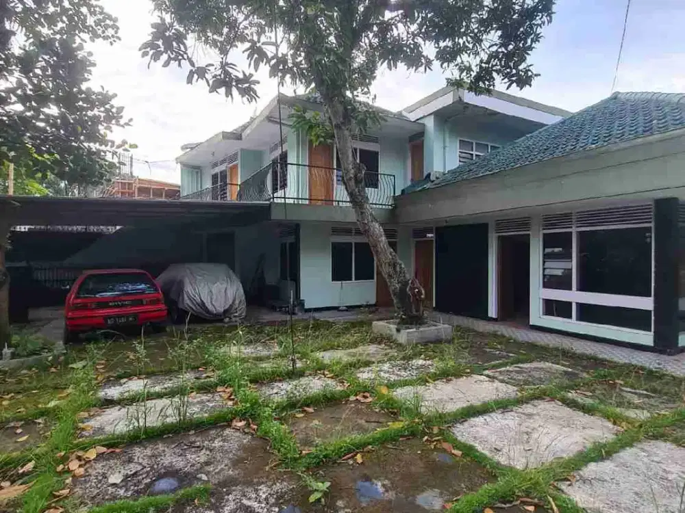Rumah Pojok Luas 507 m² Area Jalan Jakarta Delat Jalan Ijen Malang.