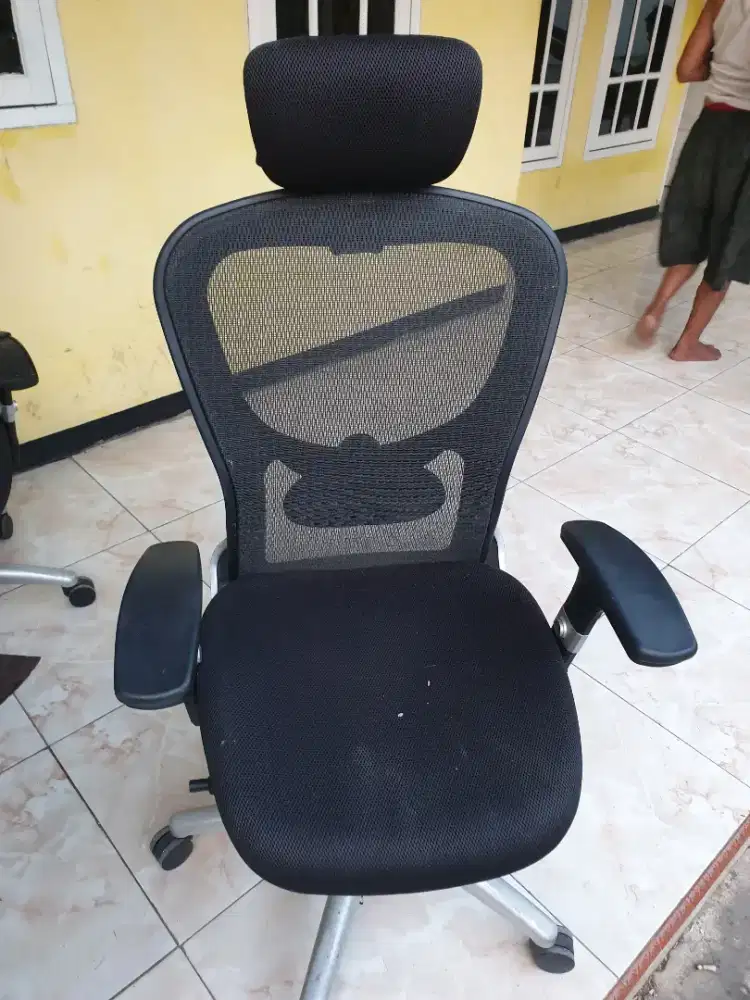Jual kursi kantor