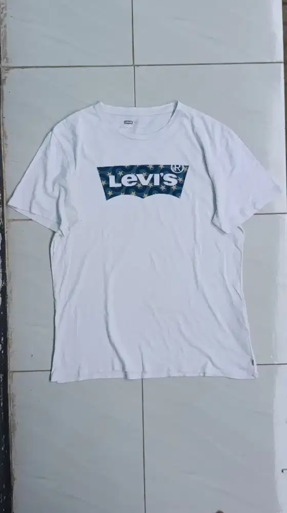 Kaos levis original