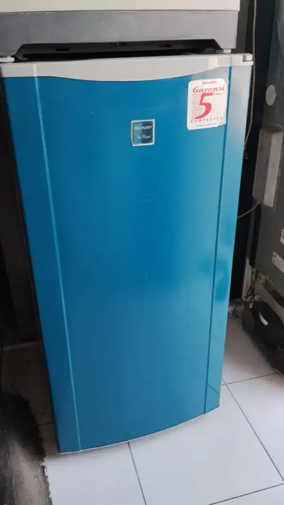 Dijual kulkas sanken bekas 1 pintu