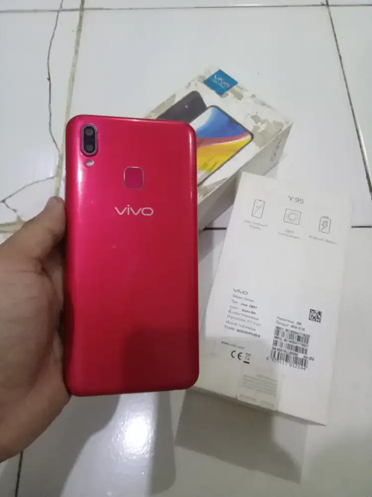 Vivo y95 4/32 garansi resmi