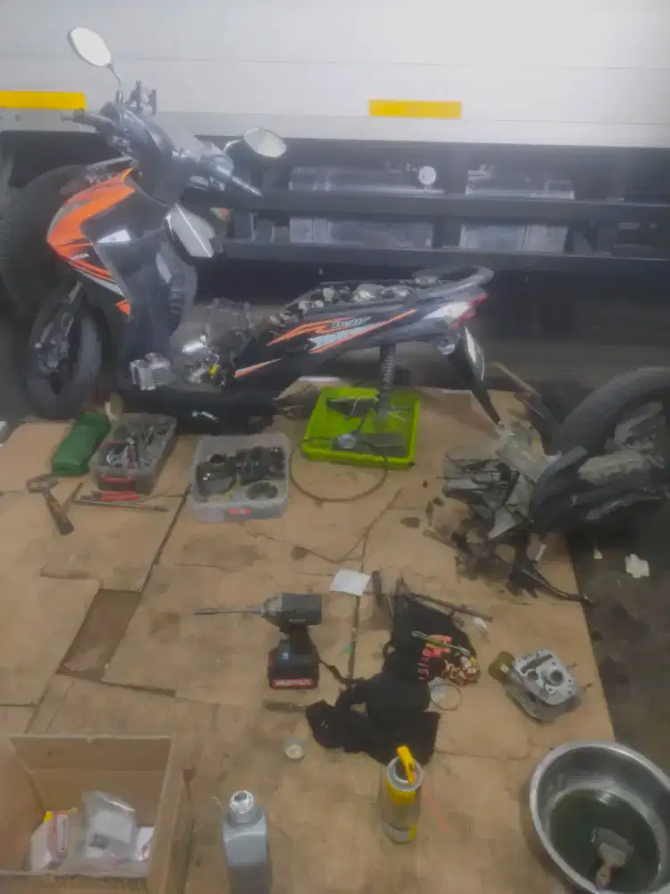 Jasa panggilan servis motr