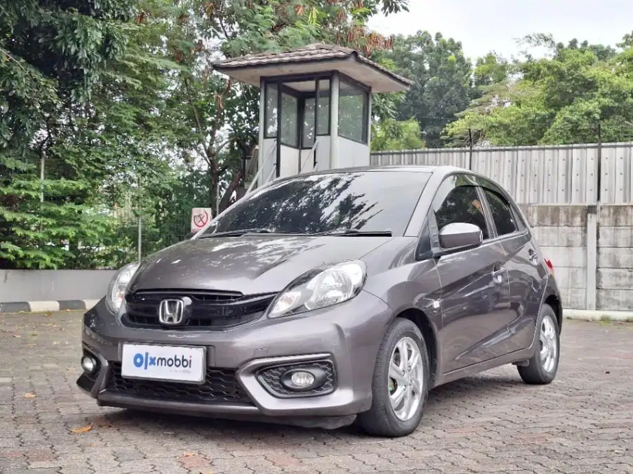 KM Rendah - Honda Brio Satya 1.2 E Bensin-AT 2017