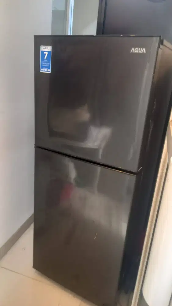 Kulkas AQUA 2 Pintu AQR-D251/D261 Mulus Dingin Normal Pemakaian Pribad