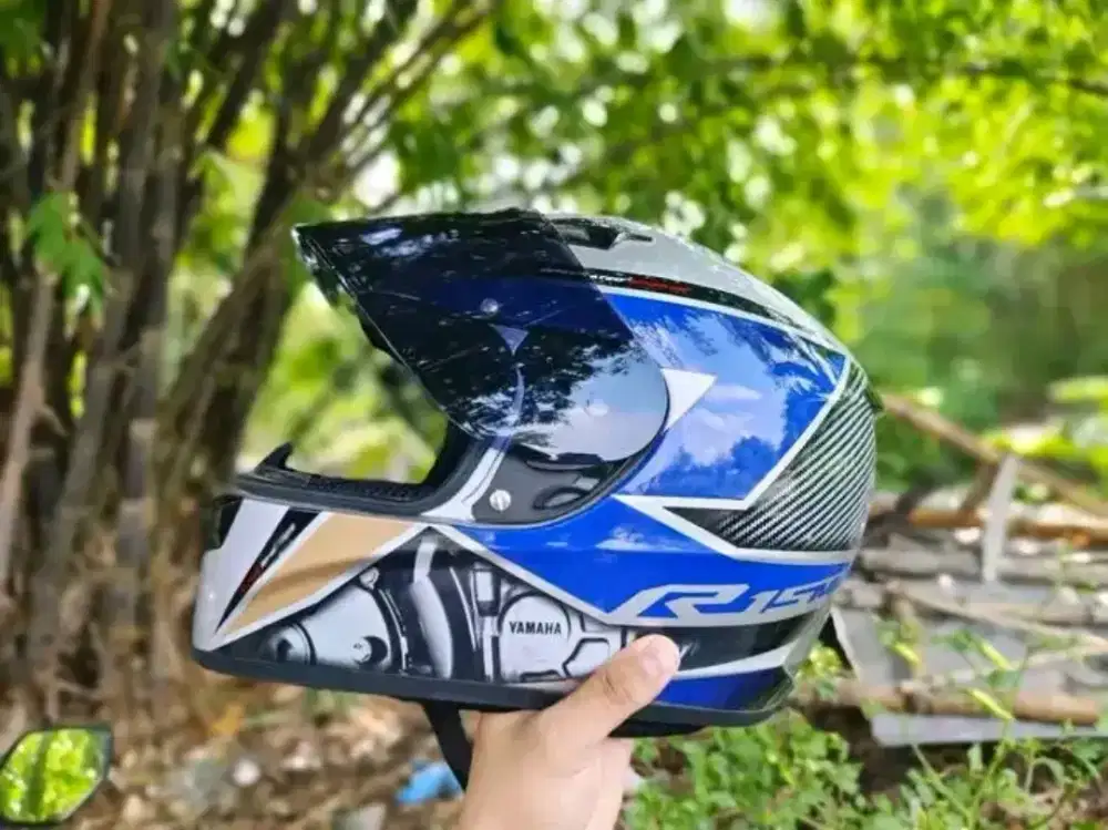 Helm Yamaha R15 Limited Edition Motogp