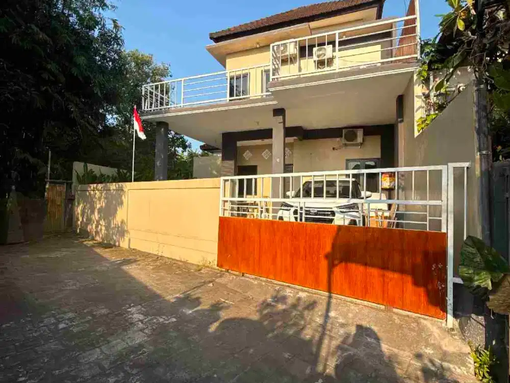 Dijual rumah minimalis scond lantai 2 lokasi Cica buduk Abian base Badung view sawah dan sungai