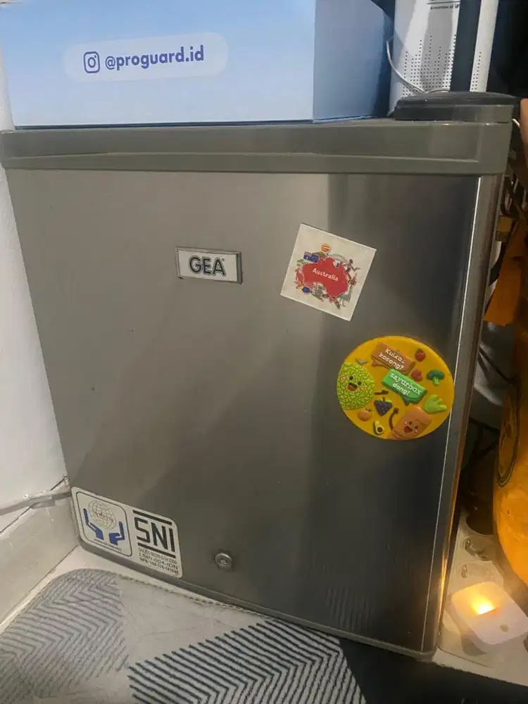 Kulkas mini Bar Gea