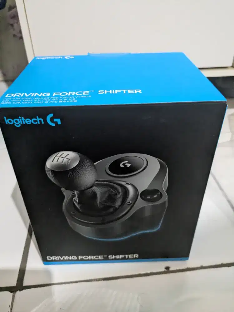 Logitech G923 Driving Force Racing Wheel + Shifter – Kondisi Mulus