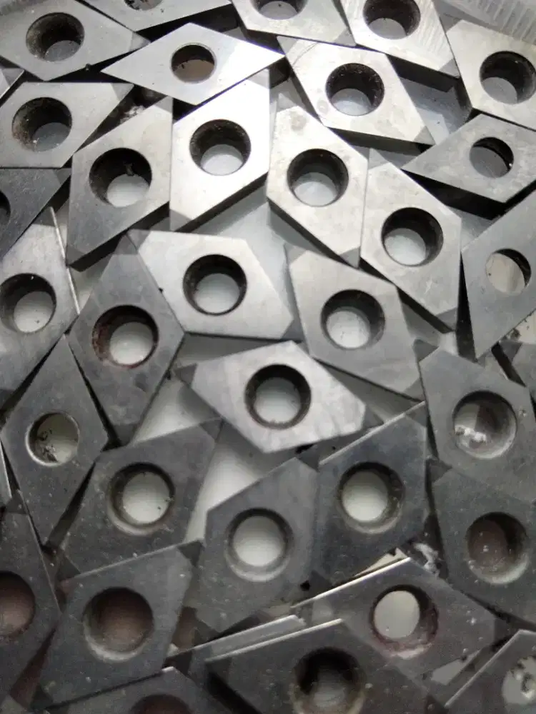 Jual insert bubut dcmt 11