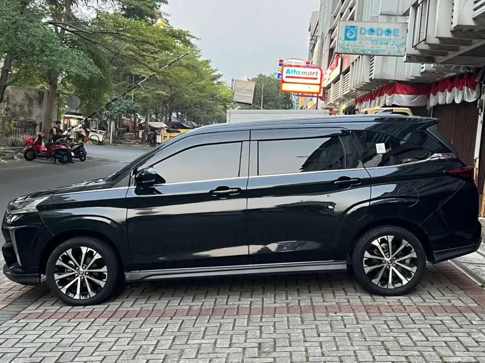 Toyota Veloz 2023 Q CVT TSS Bensin