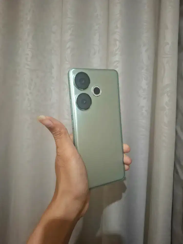 Poco F6 12/512gb Second Normal