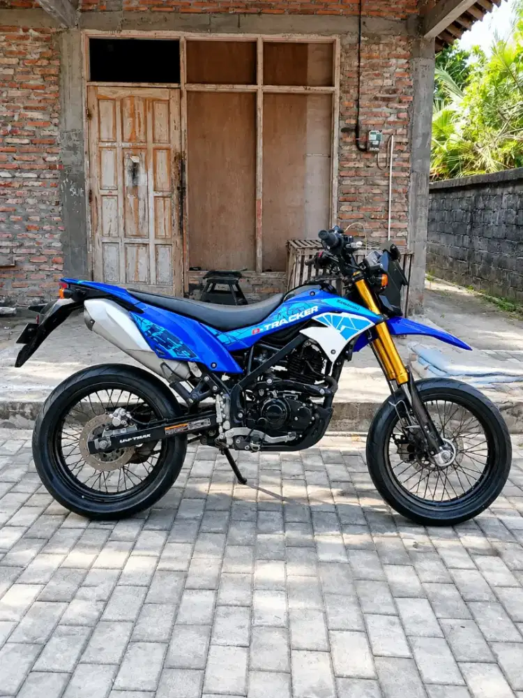 Kawasaki D-Tracker Dtracker SE 2019 istimewa poll KLX crf dt wr