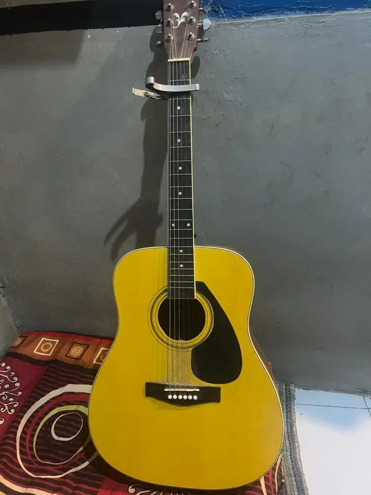 Gitar Yamaha F-310
