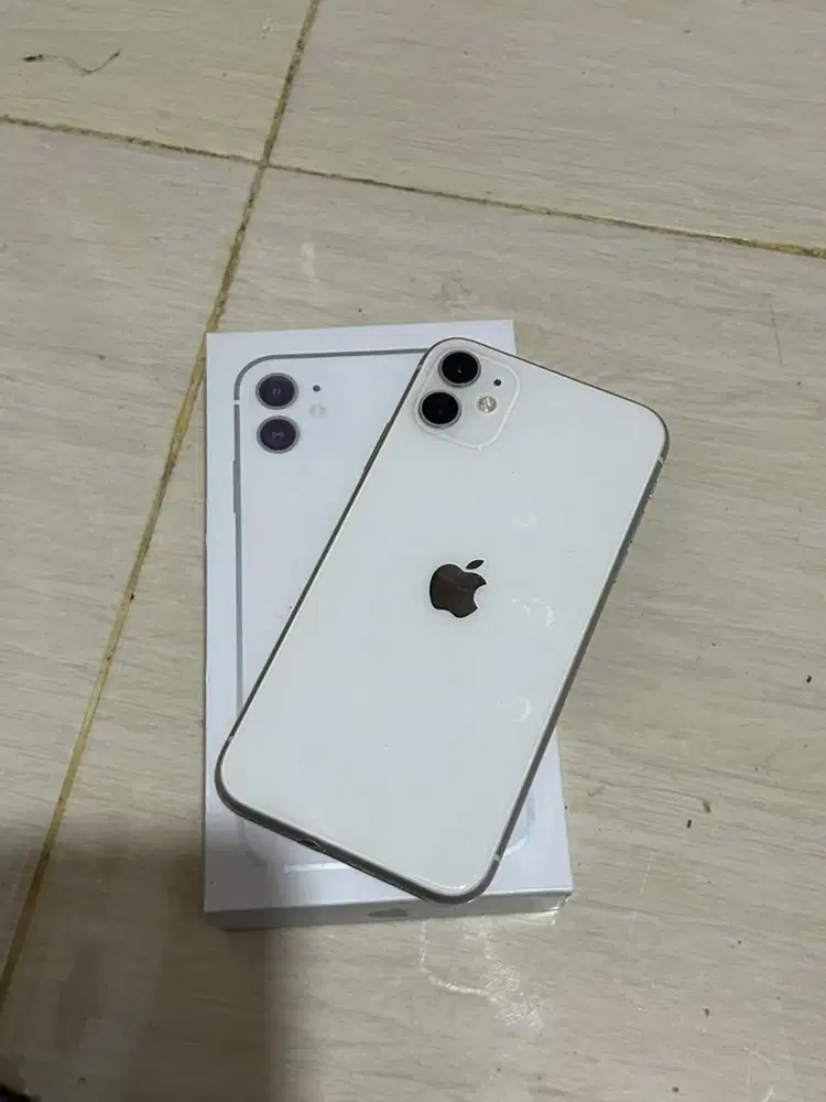 iphone 11 128 gb all operator  no minus mulus like new