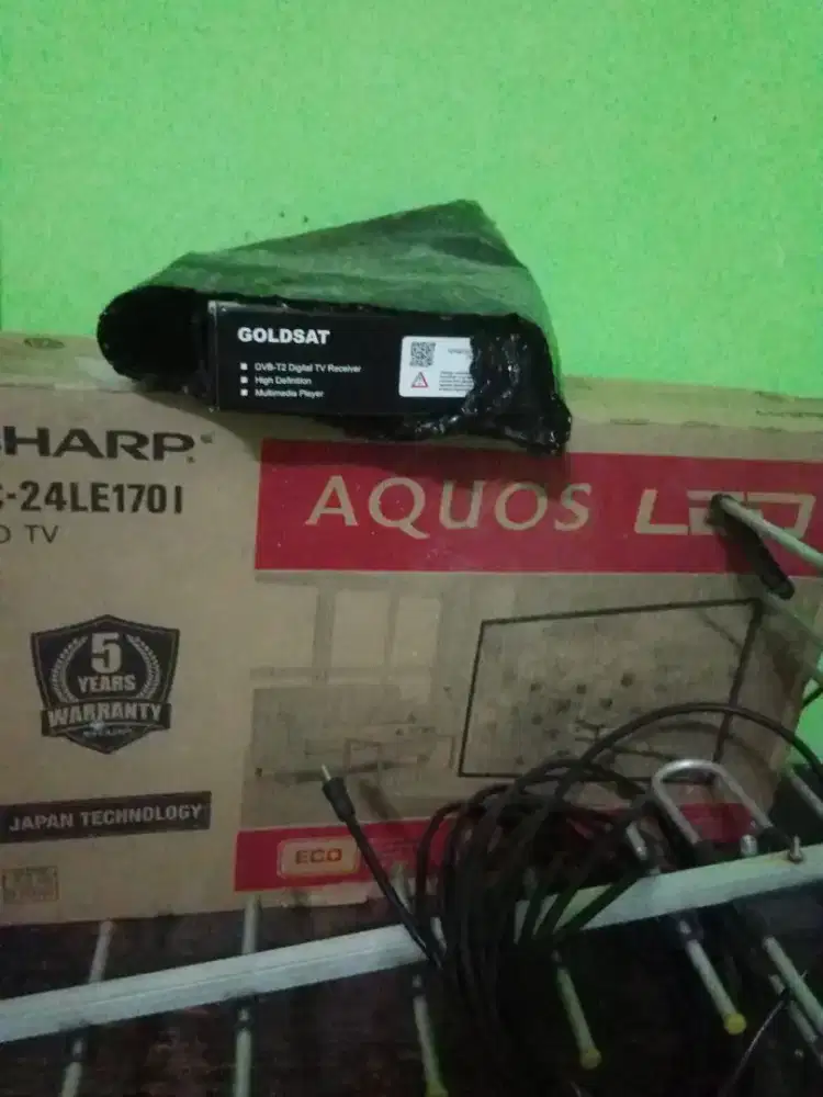 tv sharp LC-24LE70I