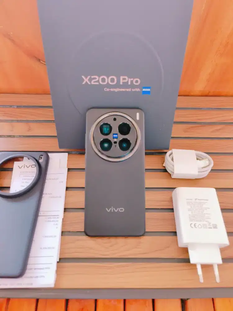 Vivo X200 Pro 5G 16/512 Fullset Ori Garansi Panjang