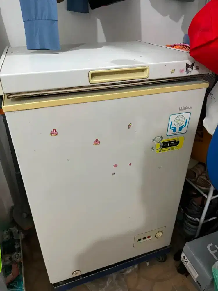 Freezer Box Midea RS-129C Bekas