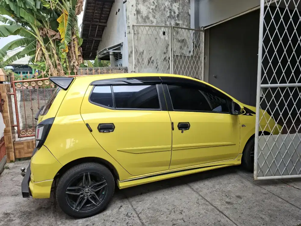 TOYOTA AGYA GR 1.2 MATIC TAHUN 2022