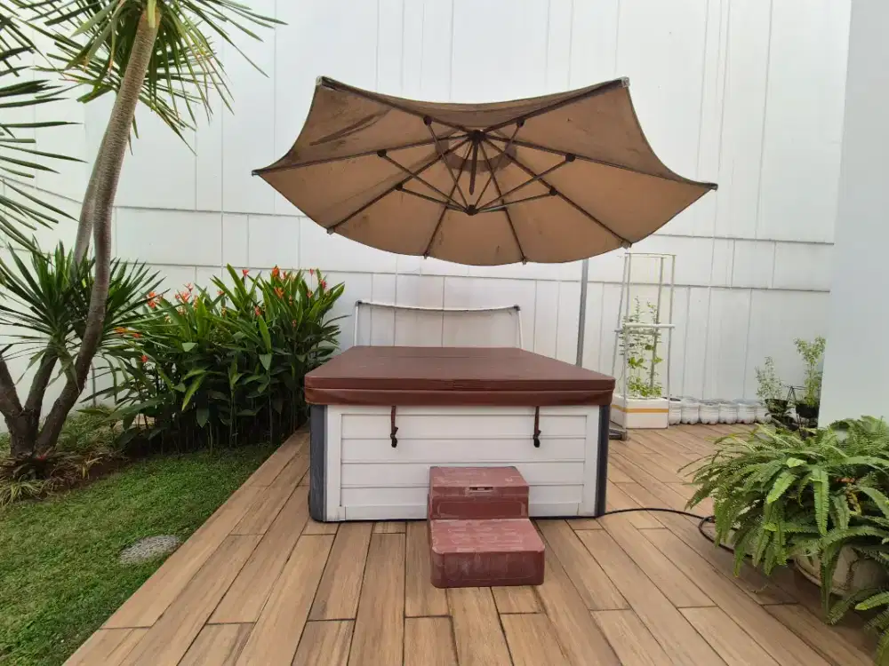 Outdoor Umbrella