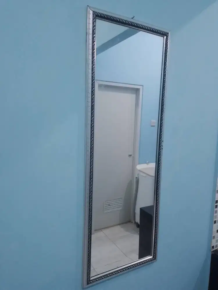Cermin dan meja kecil ukuran 1meter