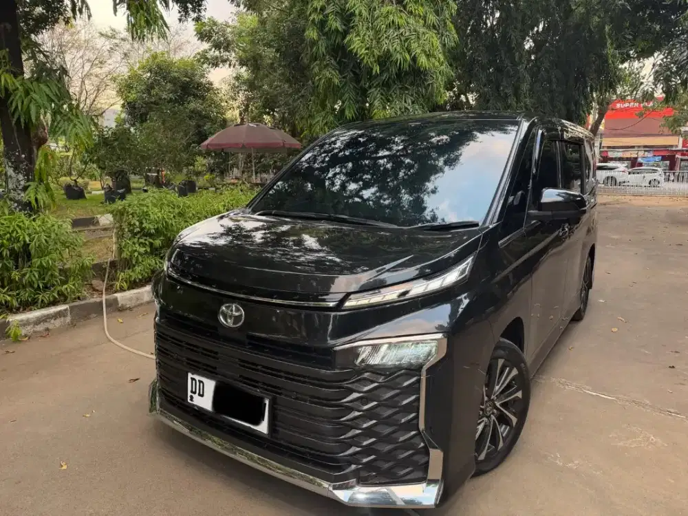 Toyota Voxy TSS 2.0 A/T Captain Seat KM19rban Orisinil Service Record