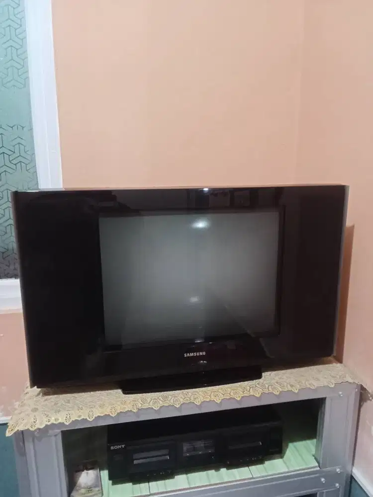 TV tabung 21inch Samsung flat