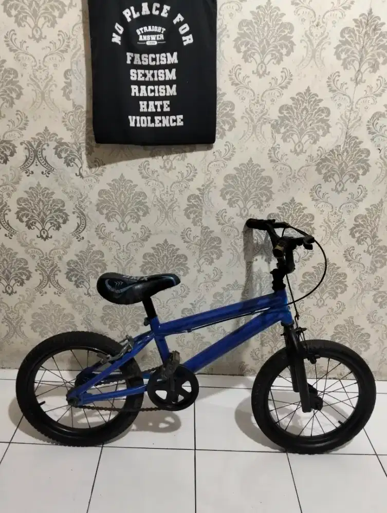 Sepeda BMX anak ukuran 16 untuk umur 4 sampai 7 tahun