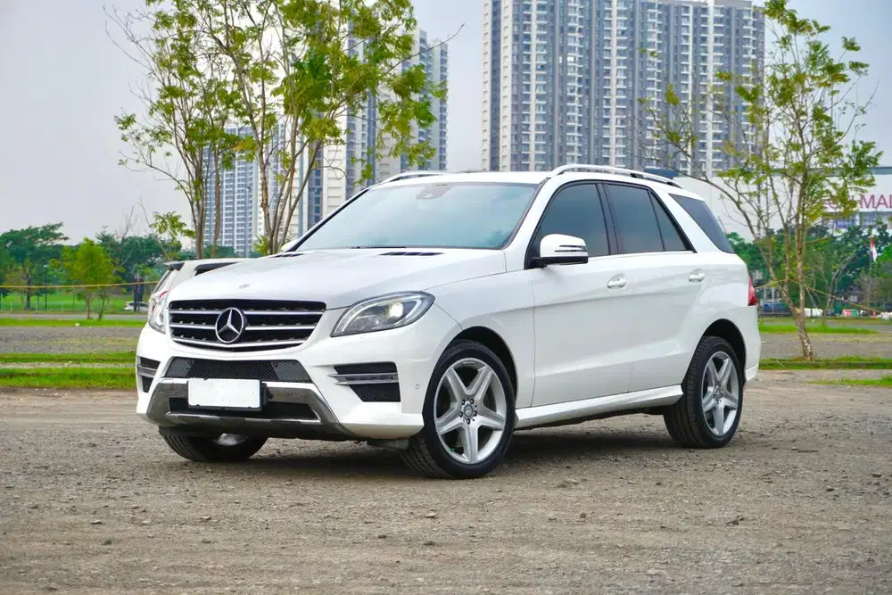 Mercedes-Benz ML400 AMG W166 2015 Putih Terawat Antik DP Ringan