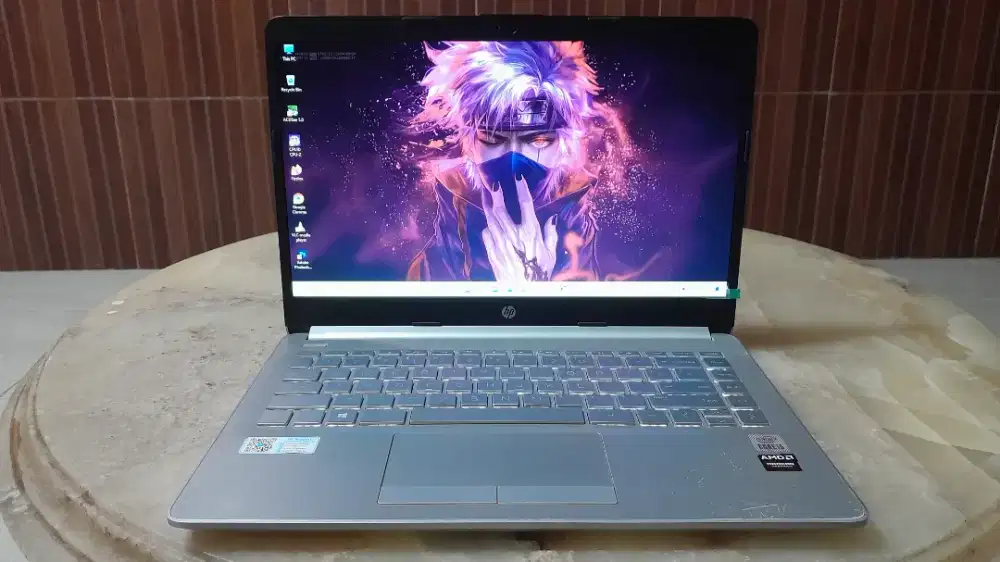 Laptop HP core i5 Ram 8GB  ssd 256GB Radeon 530 series Backlight GEN10