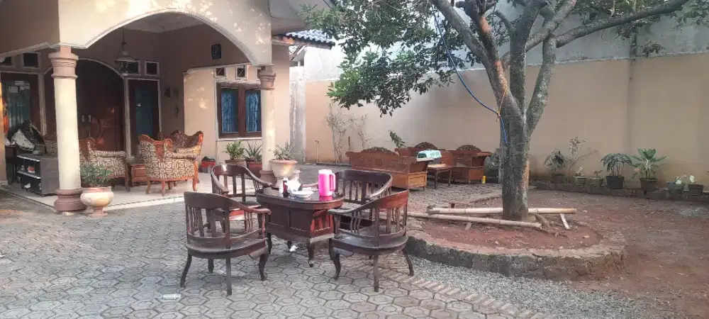 Di sewakan rumah