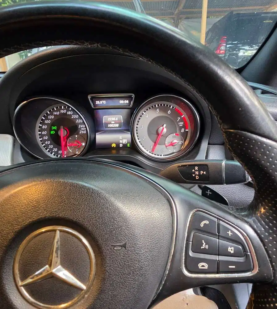 Mercedes-Benz CLA200 2015 Bensin