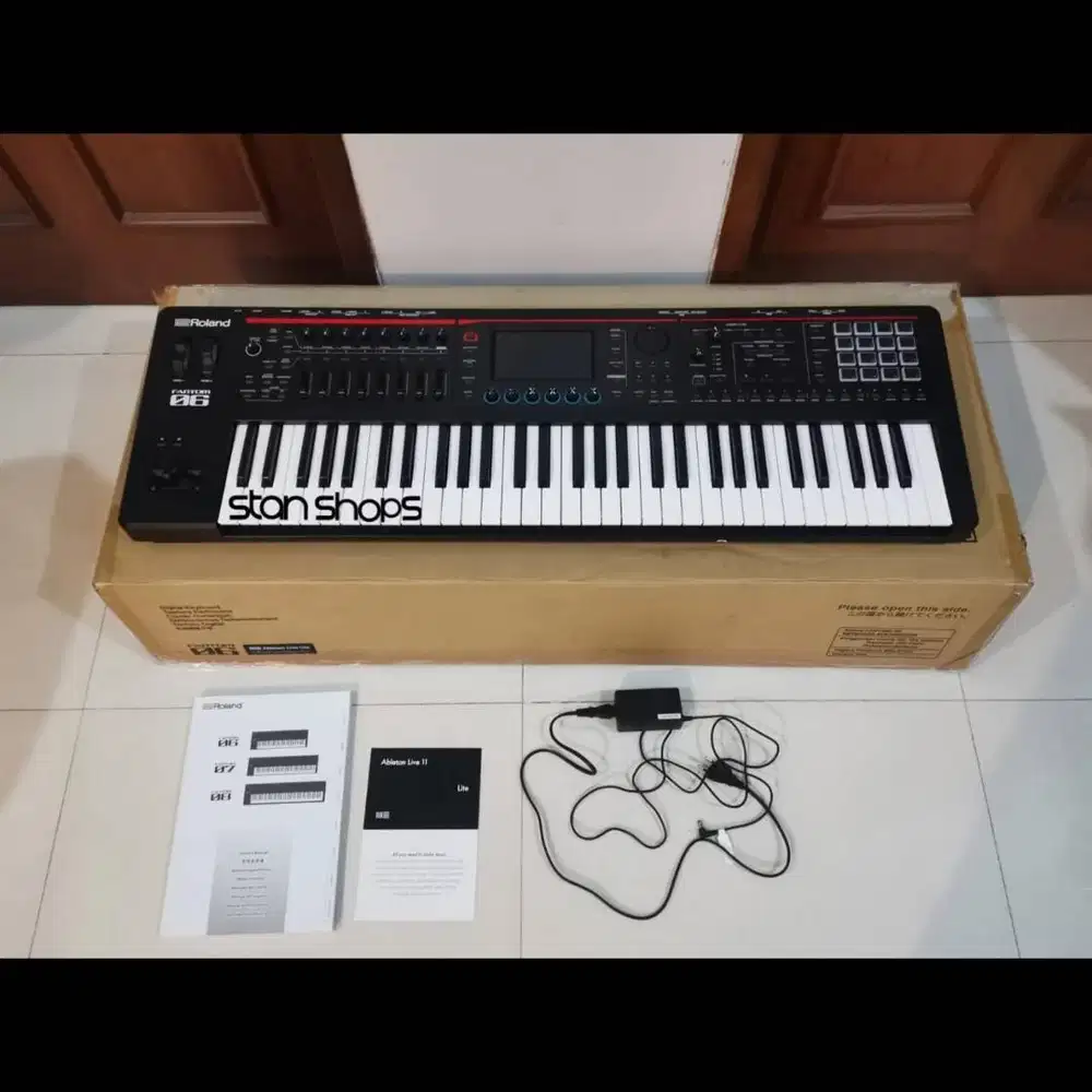 Roland Fantom 06 61 Synth Synthesizer Yamaha Korg Nord MODX Juno XPS