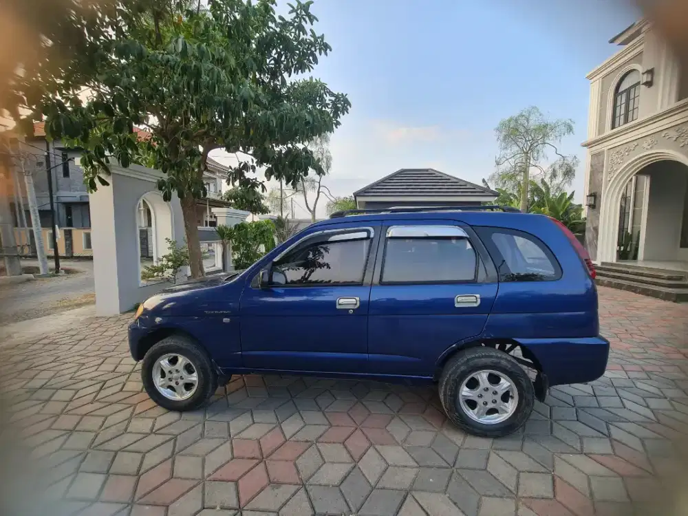 Daihatsu taruna injeksi
