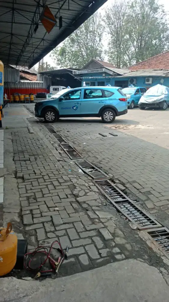 Lowongan kerja supir taksi