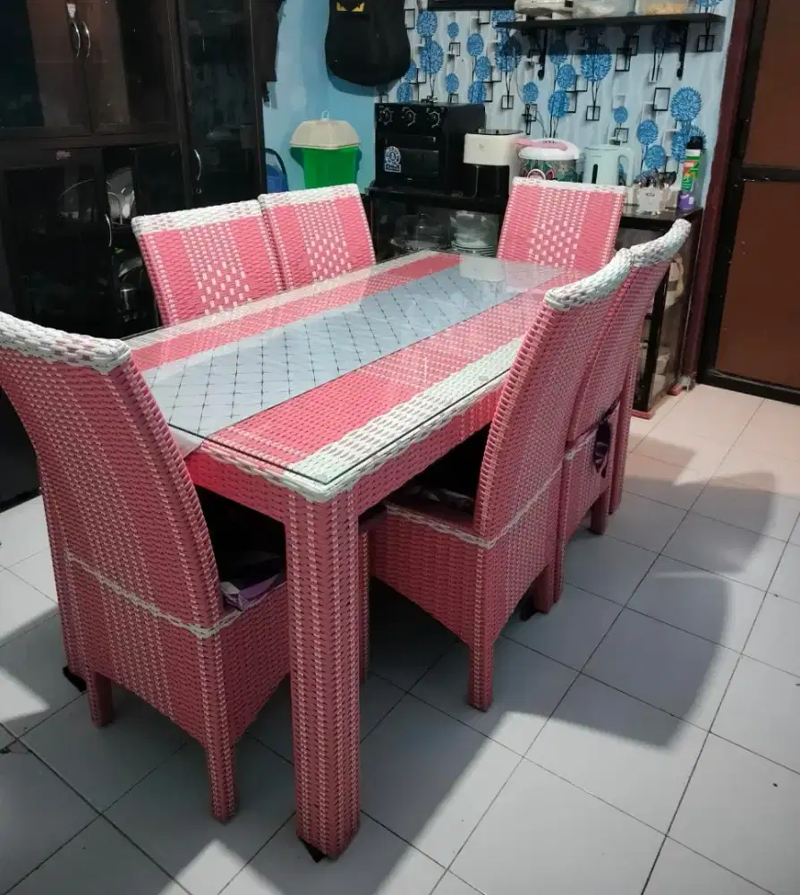 JUAL MEJA MAKAN 1 SET ROTAN