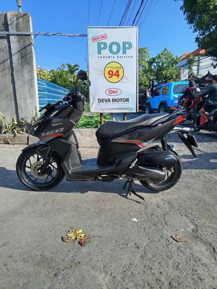 Vario 160 hitam Deva motor