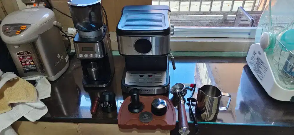 Mesin Kopi Espresso Digital Otomatis lengkap Aksesoris & Grinder