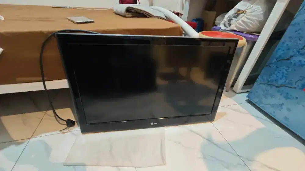 Dijual TV LG body mulus jarang pakai