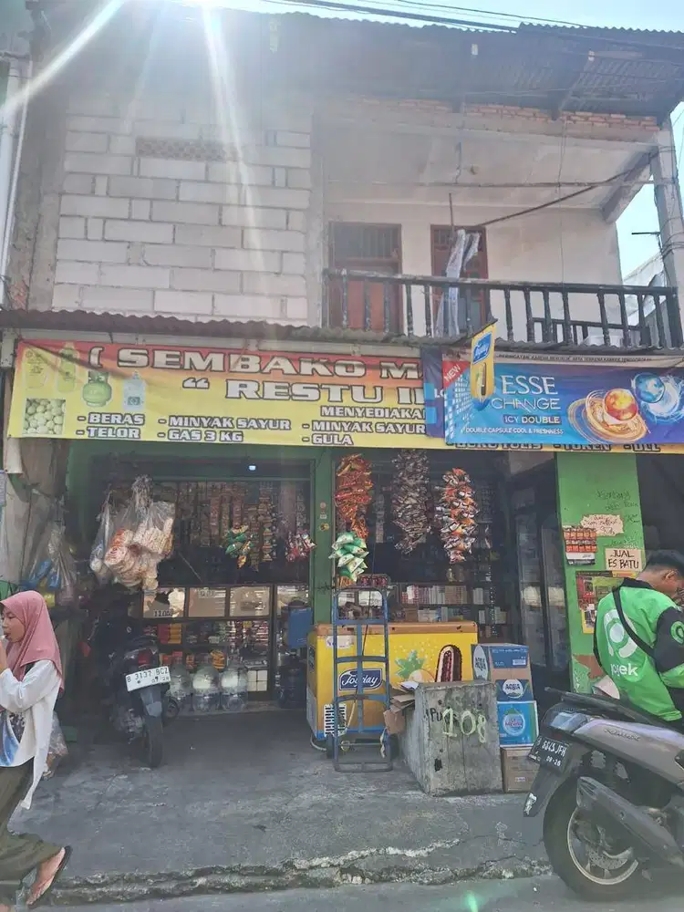 Rumah 2 Lantai + Toko Dijual Murah – Kota Bambu Utara, Palmerah