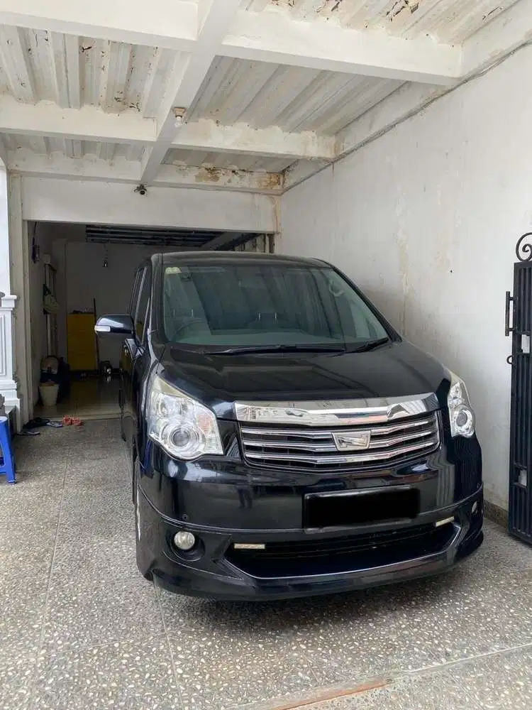 Toyota Nav1 2014 Bensin